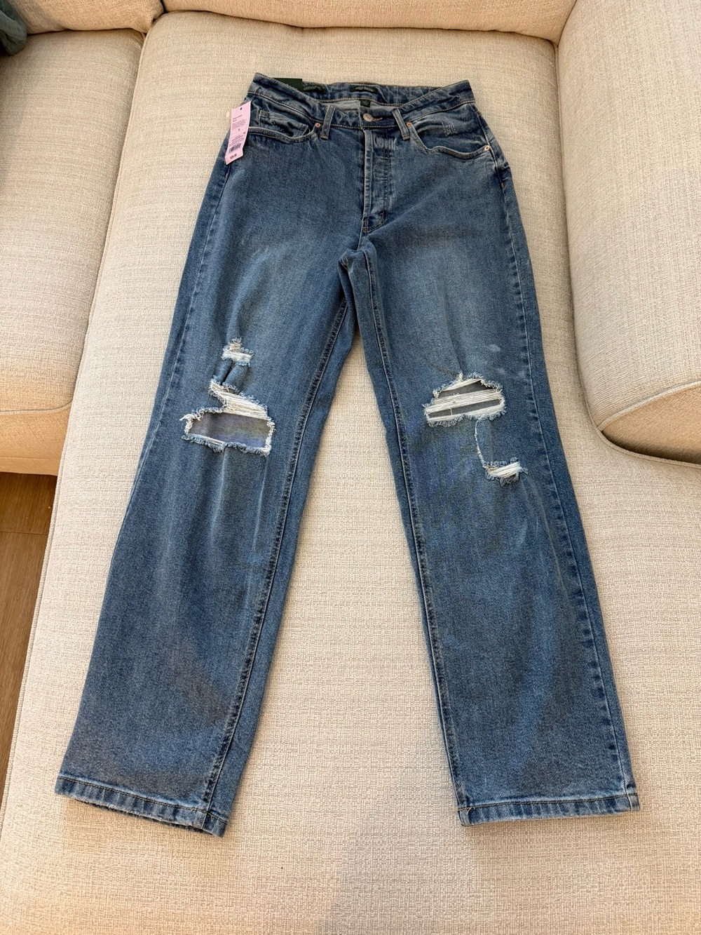 NWT Wild Fable Distressed High Rise Straight Leg Jeans - Size 8